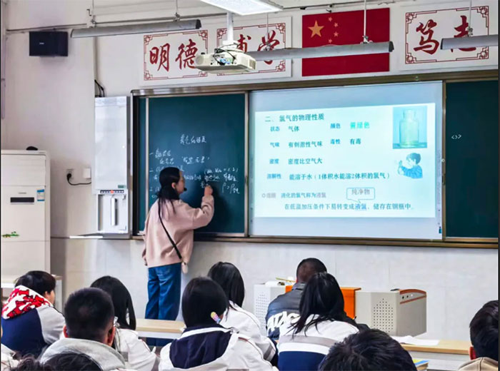 1764053672474683.jpg 4.jpg